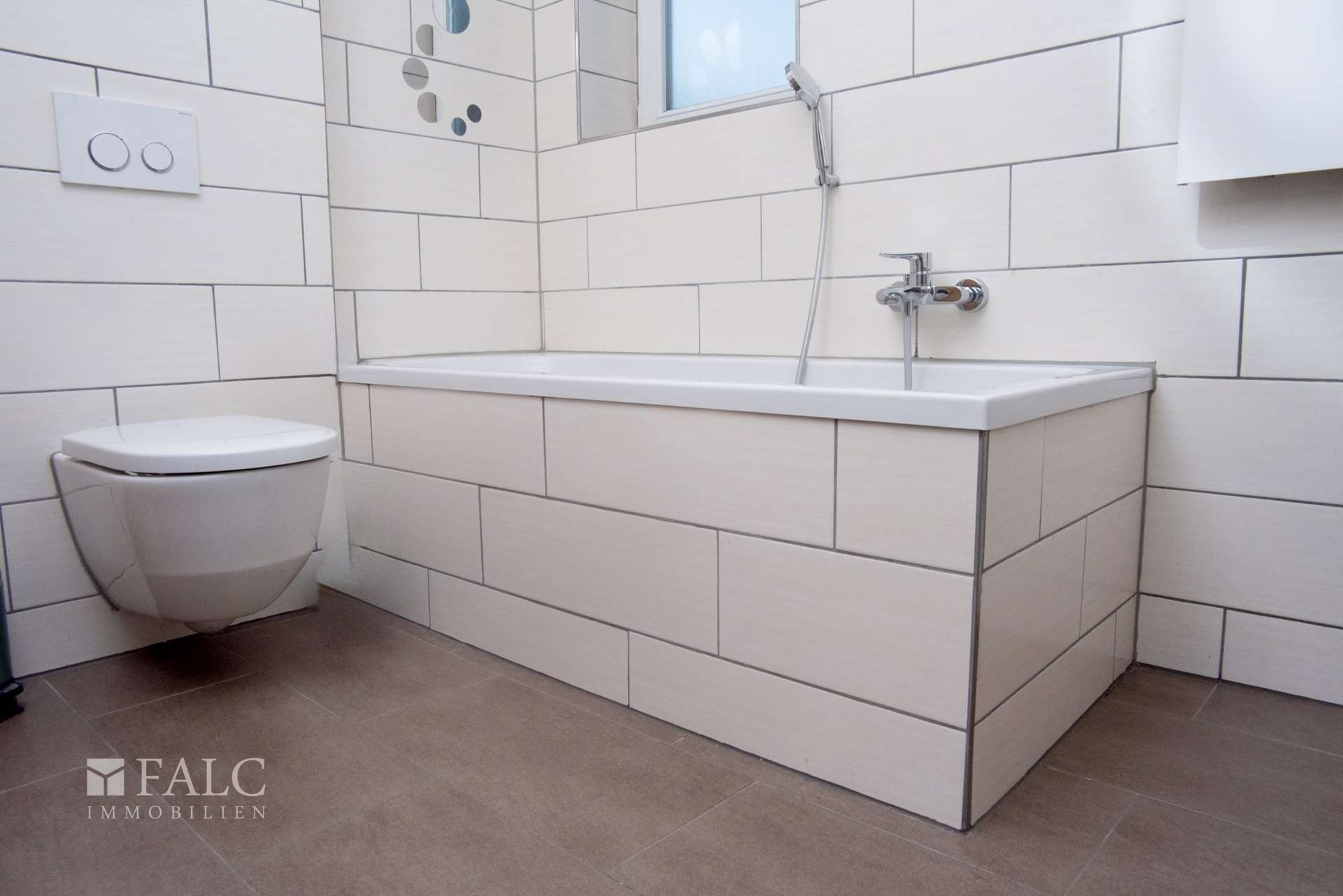 Badewanne 1.OG